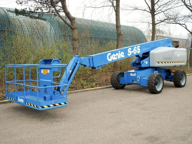 Аренда телескопического подъемника Genie S 65